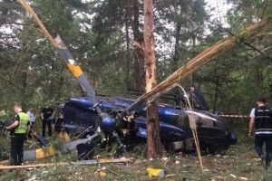 У Києві на Трухановому острові впав вертоліт