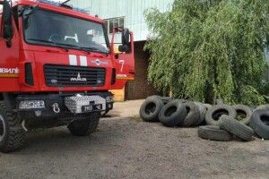 На Рівненщині через вибух паливного бака загинув 19-річний хлопець, ще один чоловік отримав травми (Фото)