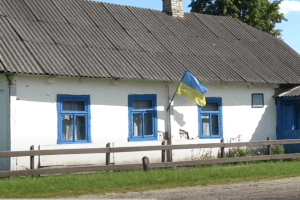 Чи будуть в клубі танці: у волинському селі – скандал через звільнення завклуба 