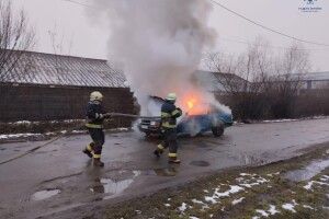 У Любомлі посеред дня загорівся автомобіль
