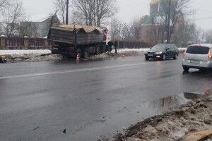 У Луцьку зіткнулися дві вантажівки (Фото)