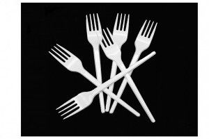 Телеведучого шокувала ціна пластикової виделки в поїзді –  20 гривень!