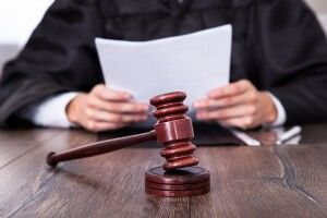 Директору школи загрожує ув'язнення, якщо порушення карантину спричинило смерть школяра – МОН