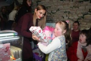 На Небі стало більше янголям: померла «сонячна» волиняночка