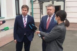 Адвокат Ілля Новіков: найближчим часом буде поданий позов від імені Порошенка проти Гордона за наклеп