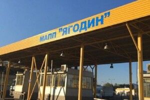 На українсько-польському кордоні - велика «тягучка» із вантажівок