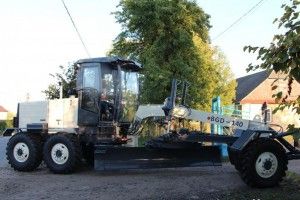 Шацька ОТГ придбала сучасний автогрейдер