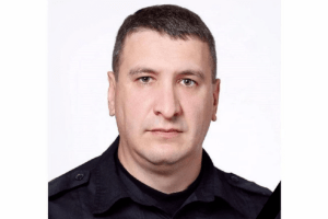 Майор поліції розбився насмерть, коли віз злочинця