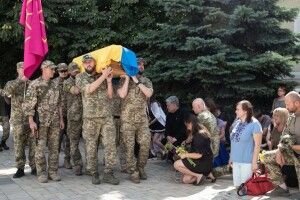 У столиці попрощались із загиблим на фронті Юрієм Каракаєм