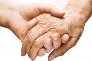 Ветерани привітають ровесників