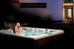 Релакс та розкіш: спа басейни IQUE та Passion Spas для ідеального відпочинку