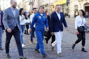 До Львова приїхала відома американська астронавтка українського походження