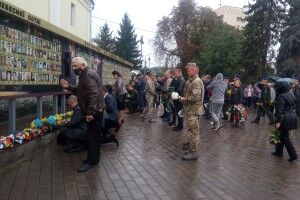 У Луцьку вшанували загиблих захисників України (Фото)