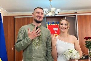 Чому закохані стали на рушничок щастя у… кабінеті мера Ковеля (Фото)