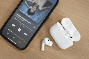 Apple AirPods Pro 2: огляд флагманських «яблучних» навушників