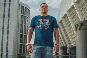 Усик відвідав поранених захисників України у шпиталі