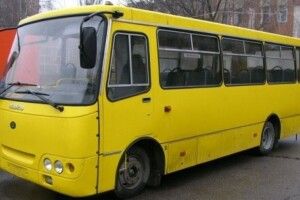 Водій луцької маршрутки попросив  вибачення у матері загиблого військового