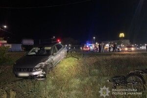 На Волині «Volkswagen» врізався у карету швидкої