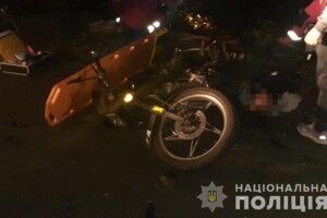 На Волині вночі мотоцикл з трьома дітьми влетів у легковик (Фото)