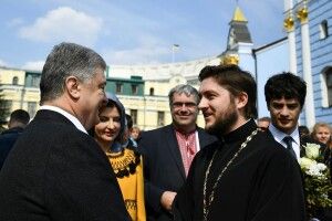 Священик з Волині тепло подякував Петру Порошенку
