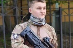 Рівненщина знову вмивається сльозами: сьогодні зустрічатиме ще одного юного воїна на щиті