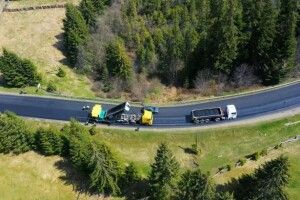 На Прикарпатті завершують реконструкцію дороги до Говерли (Фото)