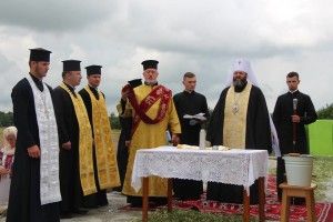 На Волині заклали капсули у фундаменти двох церков