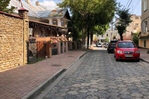 У Луцьку завершено капремонт вулиці Пушкіна