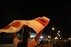 «ЄС» застерігає Білорусь: Росія б’є сусіда в момент його слабкості