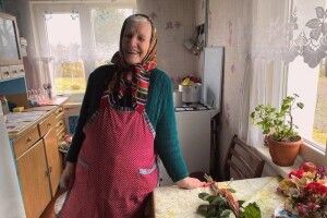 У громаді на Волині вітали 90-річну землячку