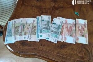 На заході України ДБР проводить обшуки у родичів Медведчука та Козака (Фото)