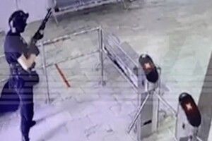 Стрілок, що вбив 8 людей в Пермському університеті, прийшов до тями