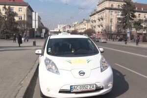 «Наши люди в булочную на такси не ездят»: Волиняни стали менше замовляти машини (Відео)