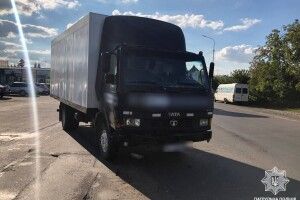 У Луцьку сталася ДТП за участю вантажівки (Фото)