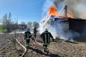 На Горохівщині внаслідок необережного поводження з вогнем сталася пожежа