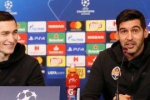 «Футбол - це місце для миру»