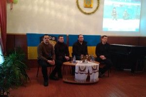 У Торчині зустрілися з добровольцями полку «Азов»