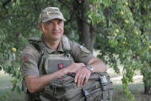 Як військові медики врятували людей, які потрапили у ДТП на Рівненщині (Відео)