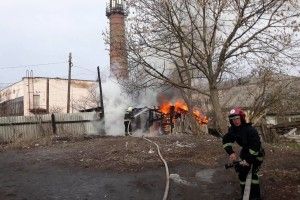 Рятувальники вберегли від вогню автомобіль мешканця Дубна