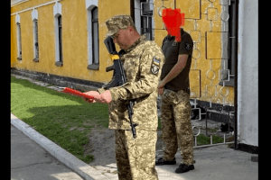 Селищний голова з Волині служитиме у зенітно-ракетному полку (Фото)
