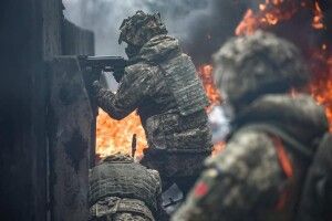 Збили ворожий вертоліт та відбили багато атак: ситуація на фронті вранці 6 квітня 