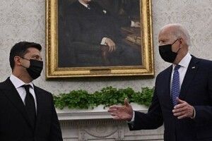 Сьогодні Зеленський говоритиме з Байденом: повідомили час  