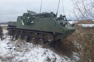 Українські військові відправили «на перегній» екіпаж російського БТР «Ракушка» (Фото)