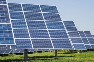 Майбутнє після катастрофи: в Чорнобилі відкрилася сонячна електростанція