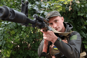 Нацгвардієць «Волинь» врятував чоловіка після ракетного обстрілу на Дніпропетровщині