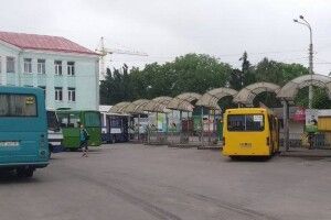 На Рівненщині відновили пасажирські перевезення, але з обмеженнями