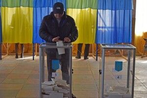 Явка на виборах Рівненського міського голови склала 30%