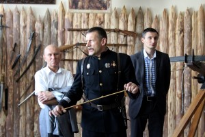 Студентам Луцького НТУ проводять лекції справжні козаки