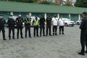 На трьох водіїв маршруток з Волині та трьох рівненських таксистів склали протоколи у Рівному