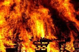 На Херсонщині розстріляли сімох людей, а тоді підірвали будинок з тілами